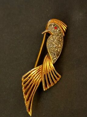 Vintage Monet Gold-tone Birds of  Paradise pin with Red Eye 1”